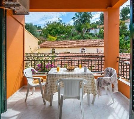 شقة Alekos House Longós المظهر الخارجي الصورة